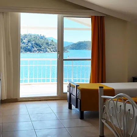 Yazıcı Bozburun Otel *