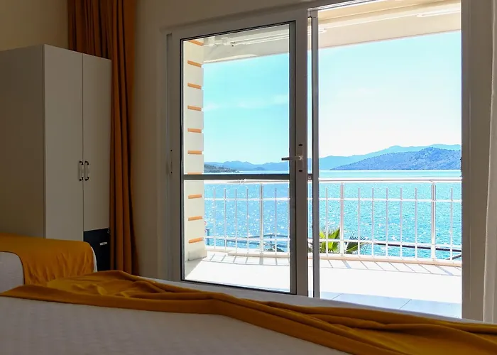 Yazıcı Bozburun Otel