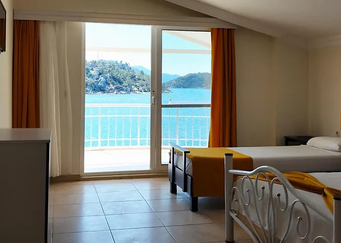 Yazıcı Bozburun Otel *